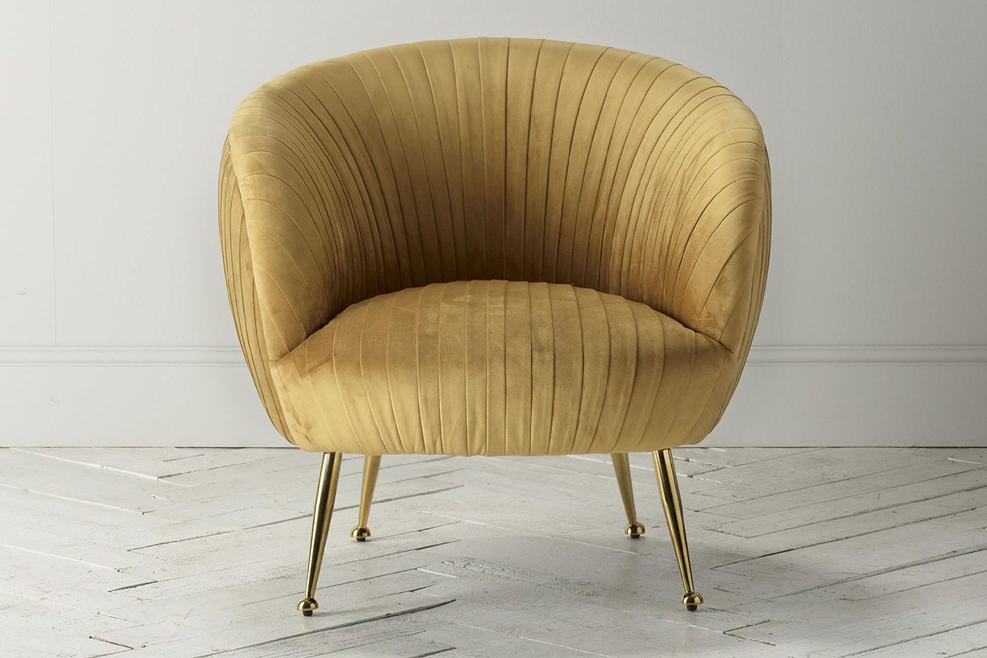 Retro upholstered home accent chair oversized chair velvet gold waiting chair