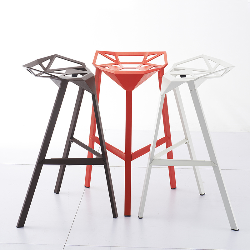 Wholesale Outdoor Furniture Aluminum Bartool And Restaurant Bar Chair Garden Chair Metal Bar Stool