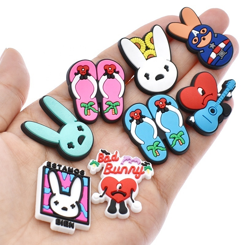 clogs shoes popular pvc rubber pvc charms designer friends tv sandals shoe charms bulk for sneakers