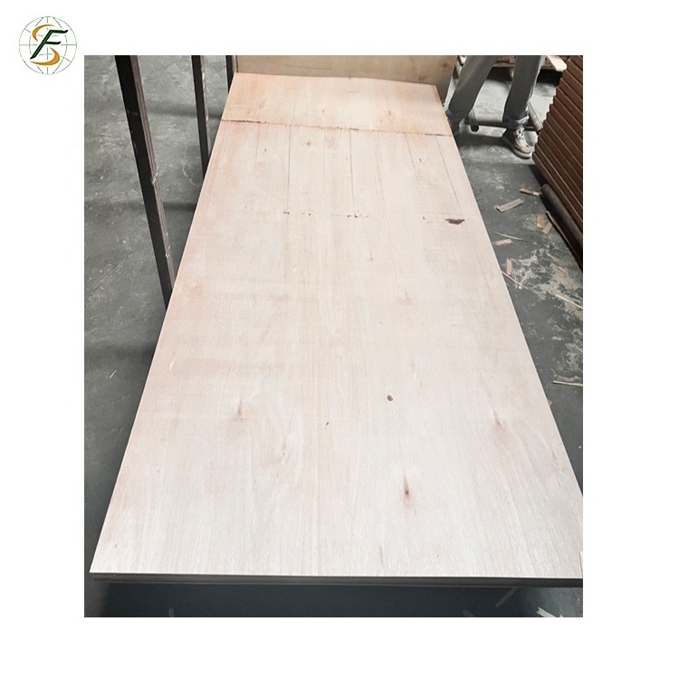 E0 glue 18mm bintangor / okoume / pine wood veneer commercial plywood for cabinet