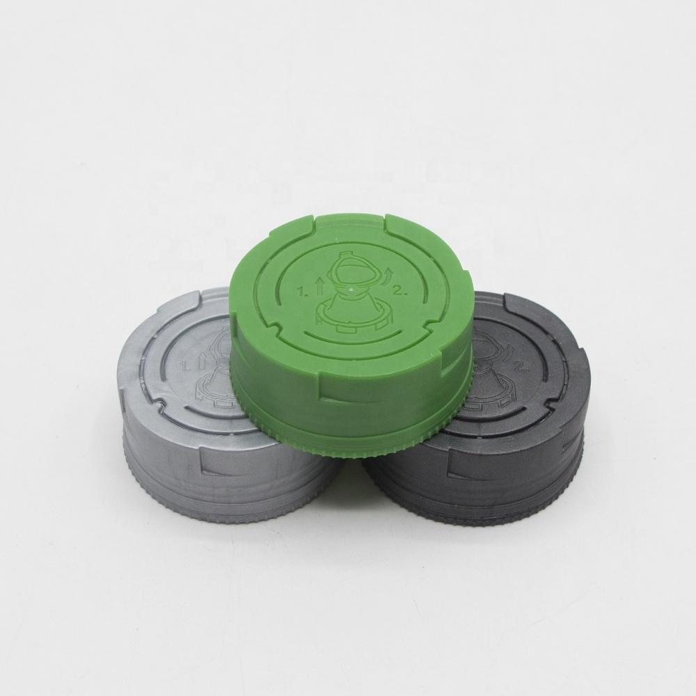 Plastic cap manufacturer custom 36/38/40/42/47/50 mm engine oil bottle lids lube bottle spout caps