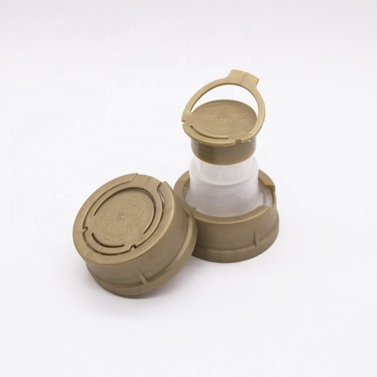 China manufacturer wholesale 42mm 50mm black motor oil screw lids plastic engine oil bottle spout cap