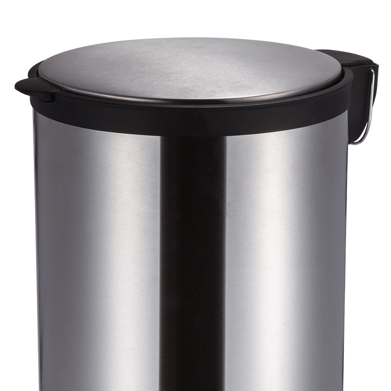 Stainless Steel Round Shaped Dustbin 12L Step Bin Indoor Kitchen Using Waste Bin Outdoor Rubbish Bin With Soft Closing