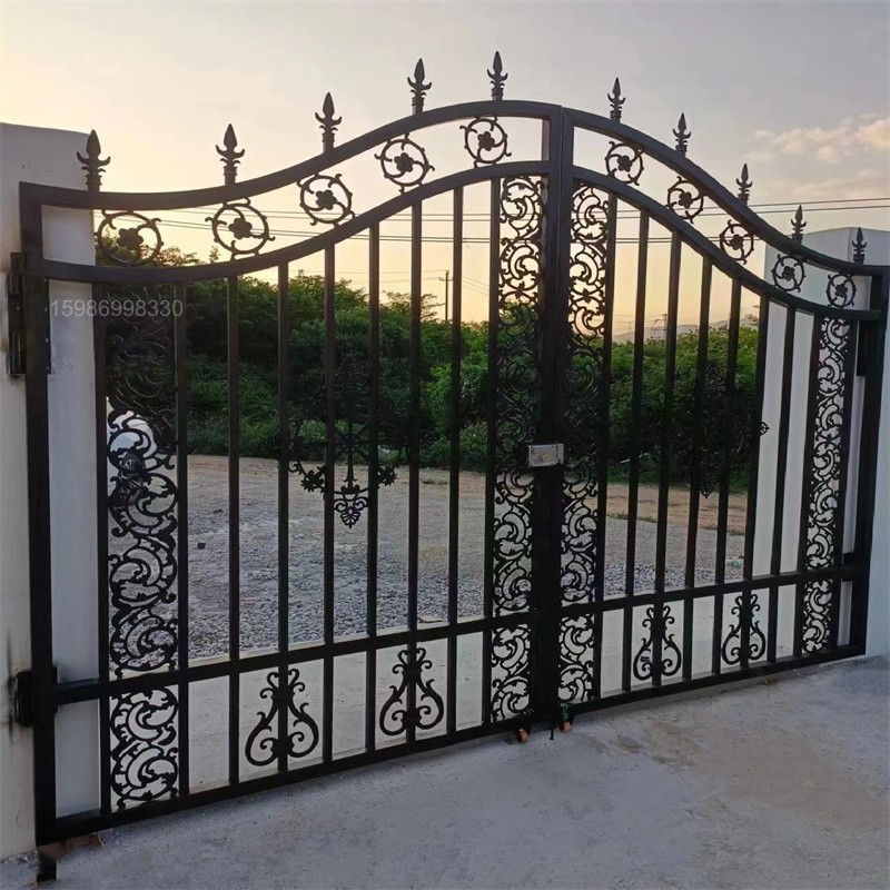 Foshan factory wholesale Wrought Iron driveway gate villa swing