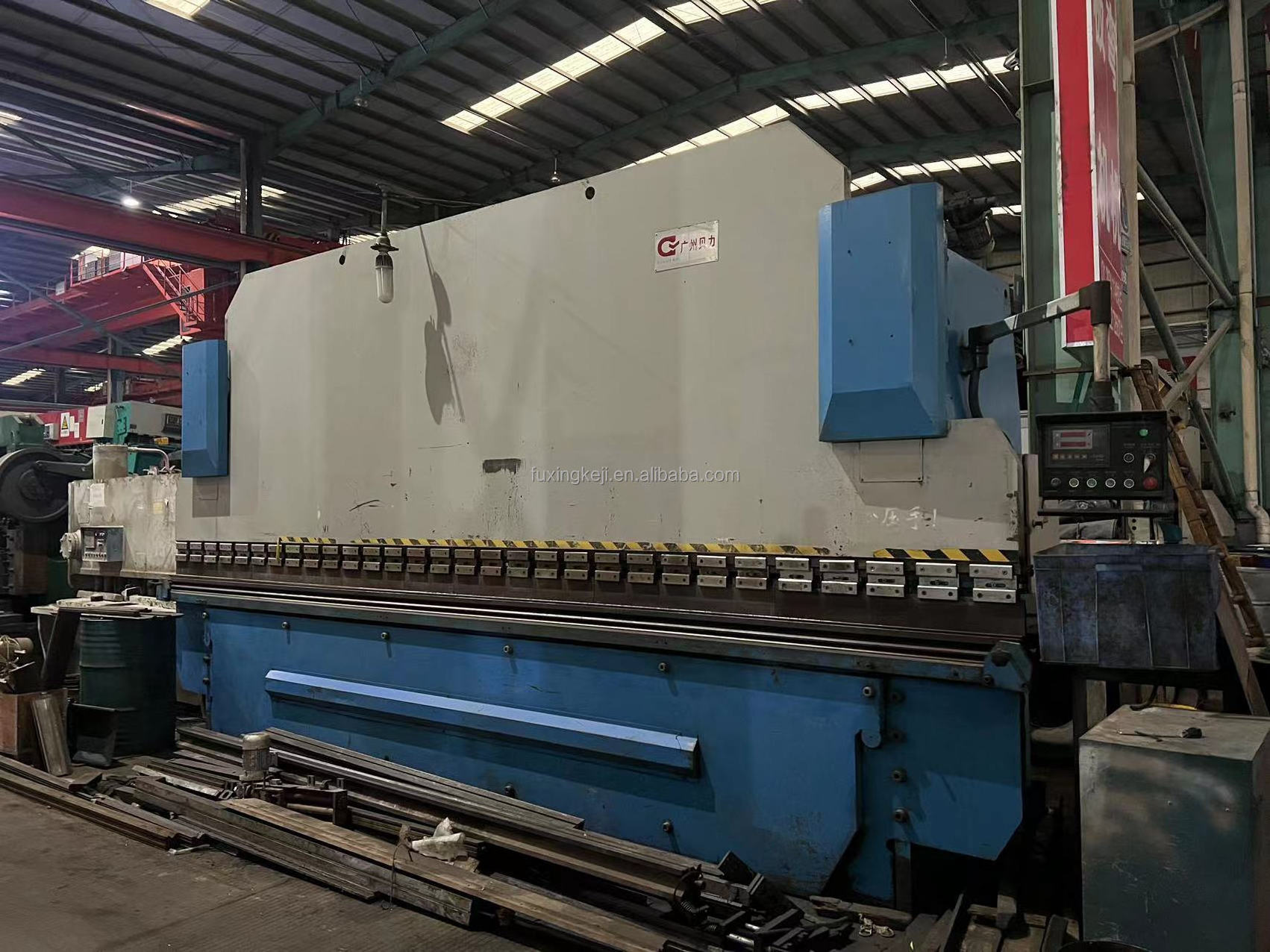 Used BEILI 200ton 6m Metal Plate Hydraulic Press Brake Machine Metal Sheet Bending Machine Side wall Flashing Making Machine