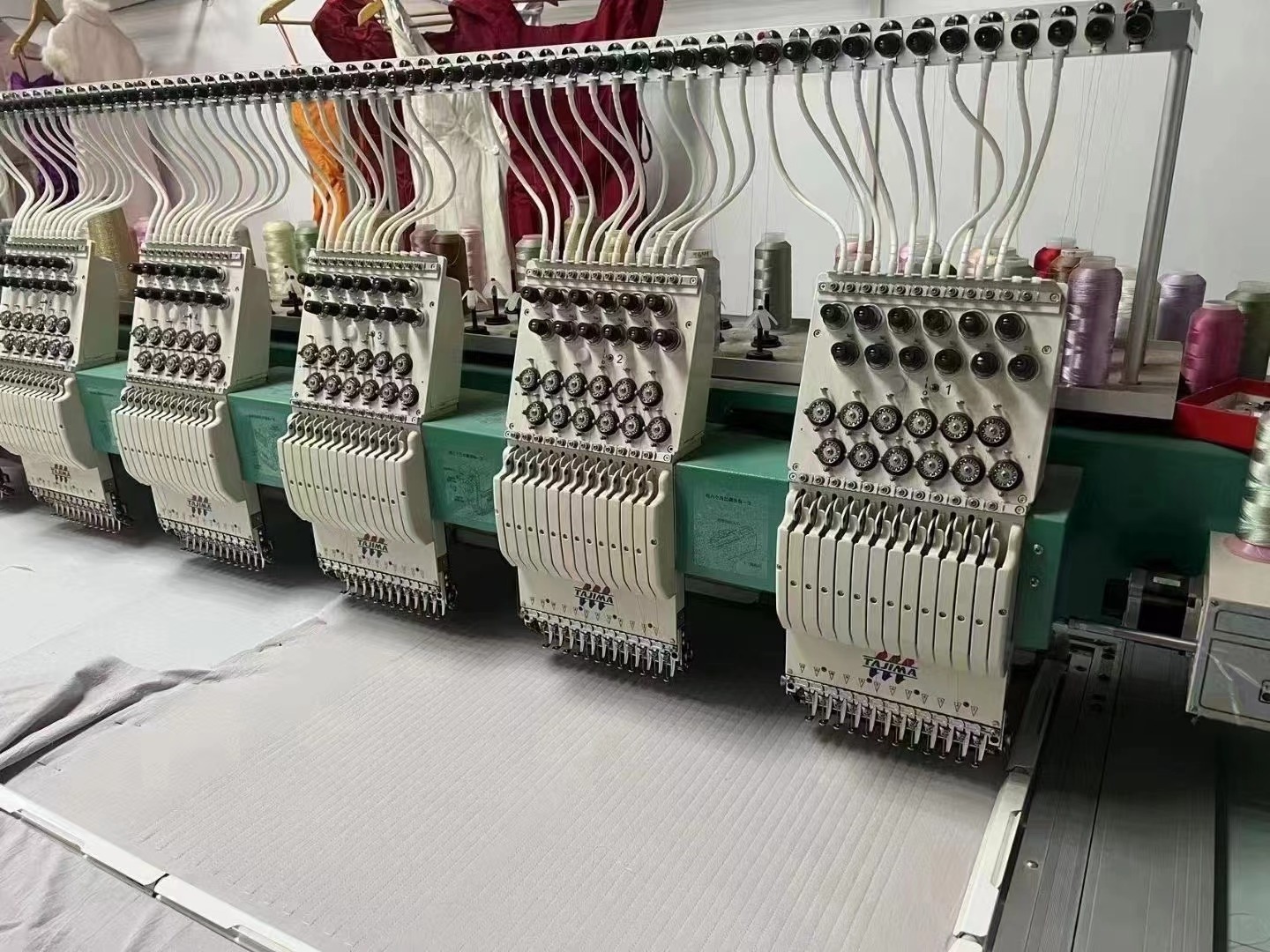 Wholesale Price Used Automatic Tajima 6 Heads 12 needles High Efficiency Embroidery Machine With Good Quality