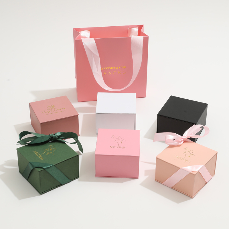 Custom Logo Jewelry Box Packaging Elegant Design Jewellery Necklace Ring Gift Set Paper Packing Boxes Luxury Earring Boxes