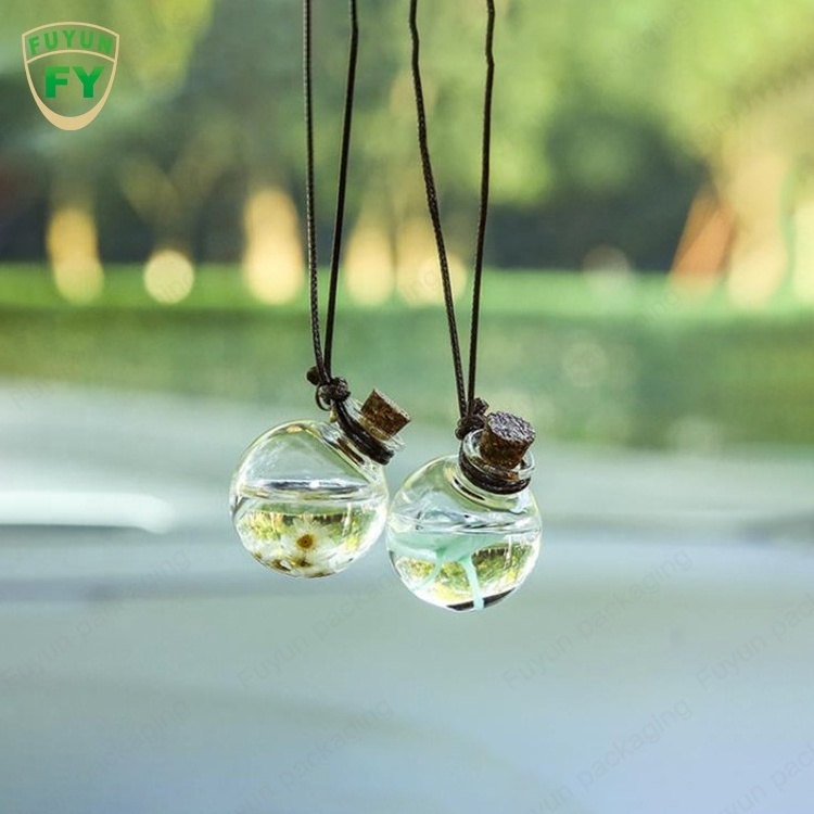 Fuyun Wholesale Empty 10ml Air Freshener Diffuser Wooden Cork Pendant Car Hanging Perfume Bottle with Flower Freshener