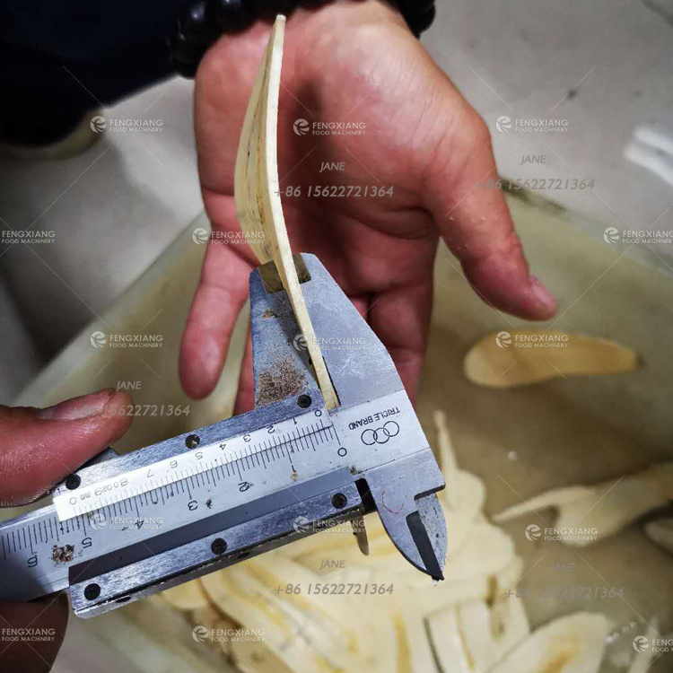 FC-315 Banana Slicing Machine, Plantain Slicer, Banana Long Pieces Chips Cutter