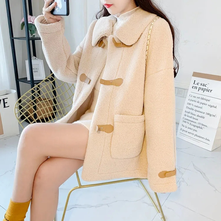 Autumn and winter 2024 new Korean version of loose lamb wool cardigan coat women's warm jacket