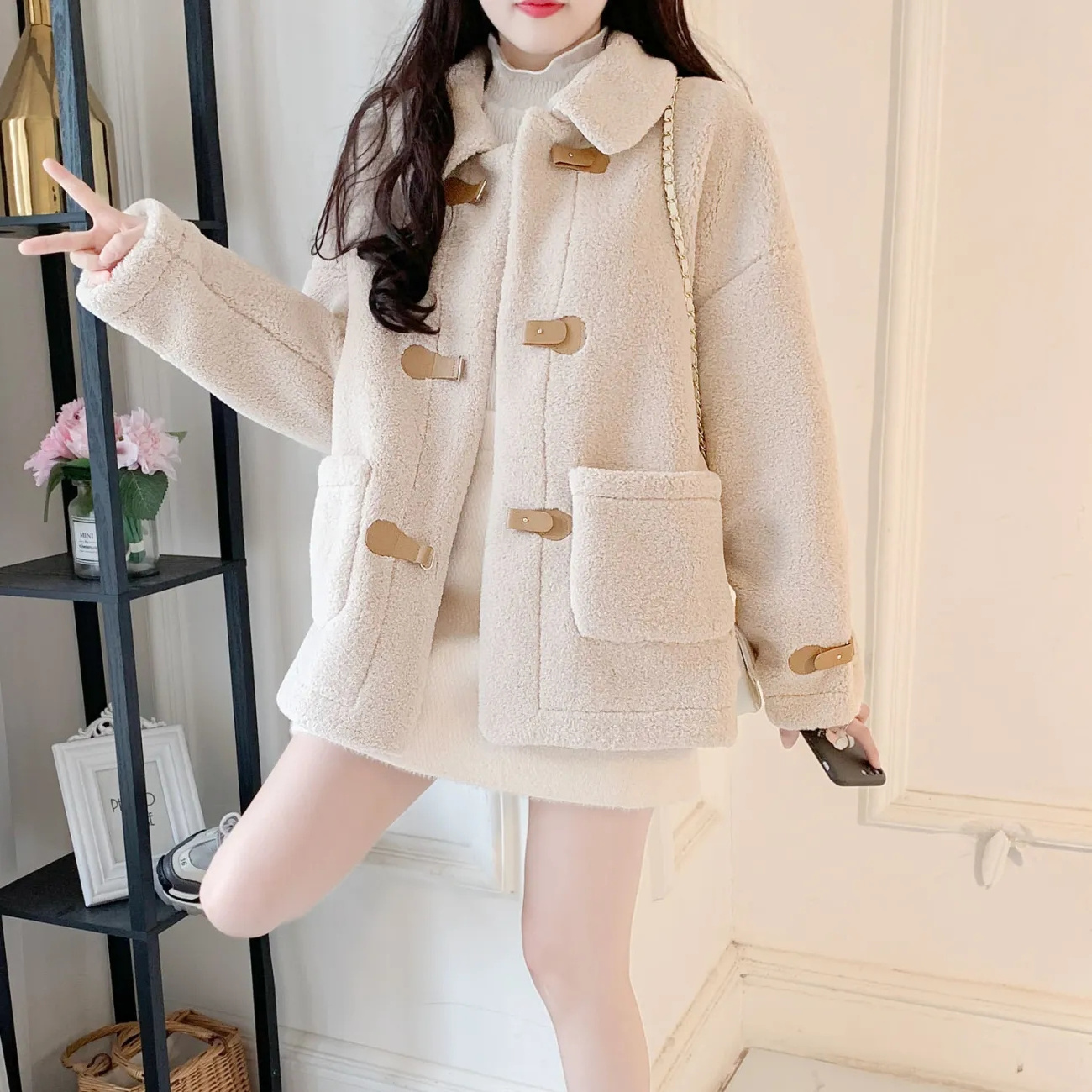 Autumn and winter 2024 new Korean version of loose lamb wool cardigan coat women's warm jacket