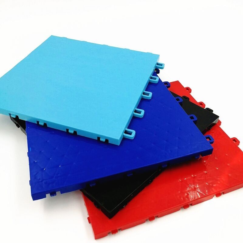 Portable football field / pp interlocking indoor futsal surface flooring tiles cost