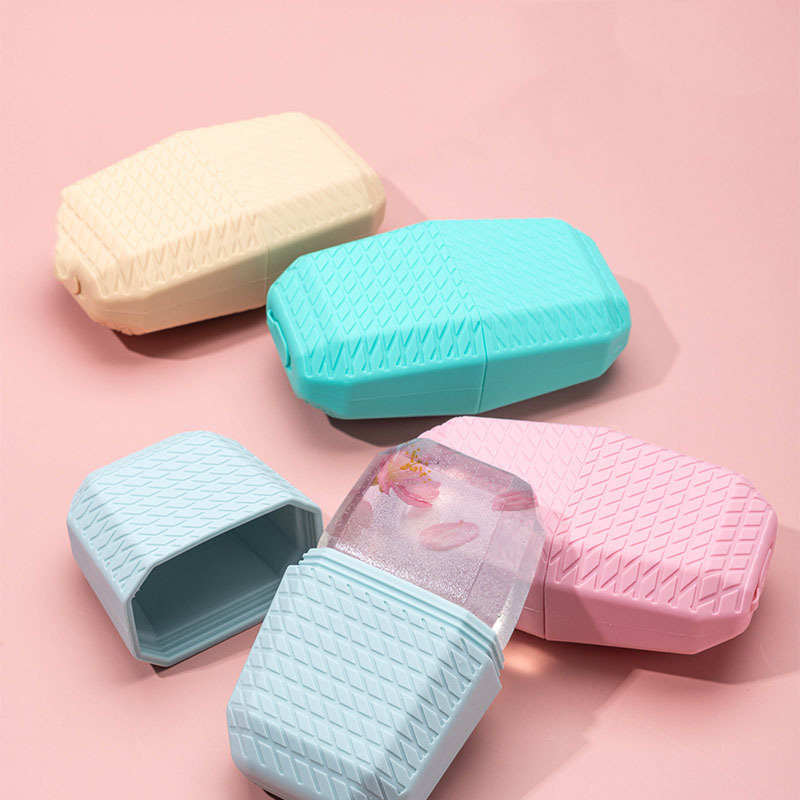 Ice Facial Cube Roller for Skin Care DePuff Eye Bags Reduce Migraine Pain Silicone Ice Mold