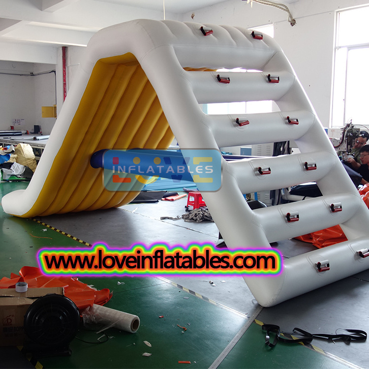 floating inflatable outdoor water slide / boat dock slide for water games