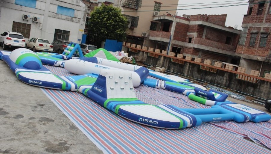 Factory Price Custom White Tallest Inflatable Aqua Park/ Large Inflatable Aquapark waterpark/ Floating water park for sale