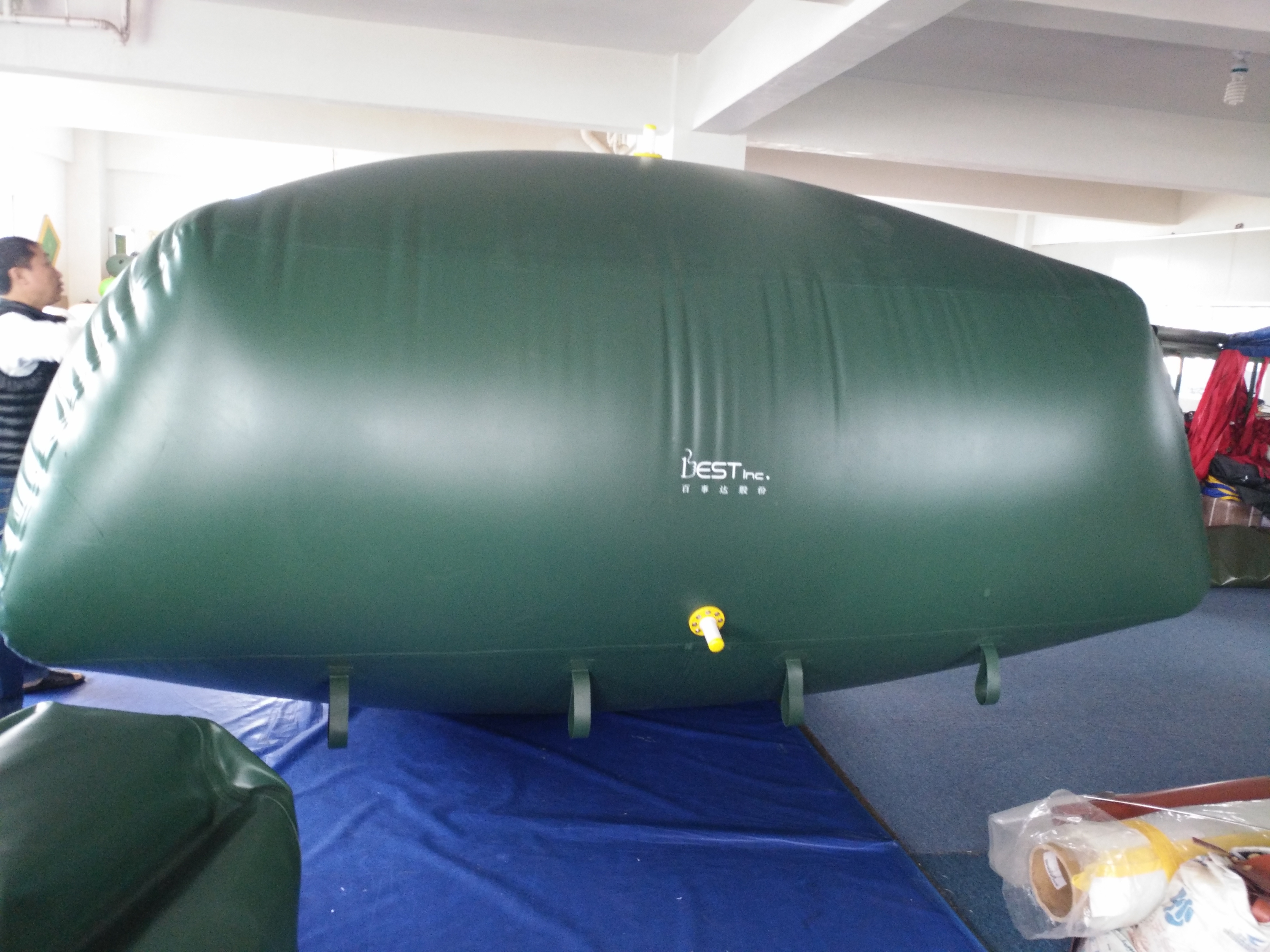 Hot Selling 200000 Liter Portable Inflatable Grey Tarpaulin Flexible Water Storage Pillow Tank for Industry