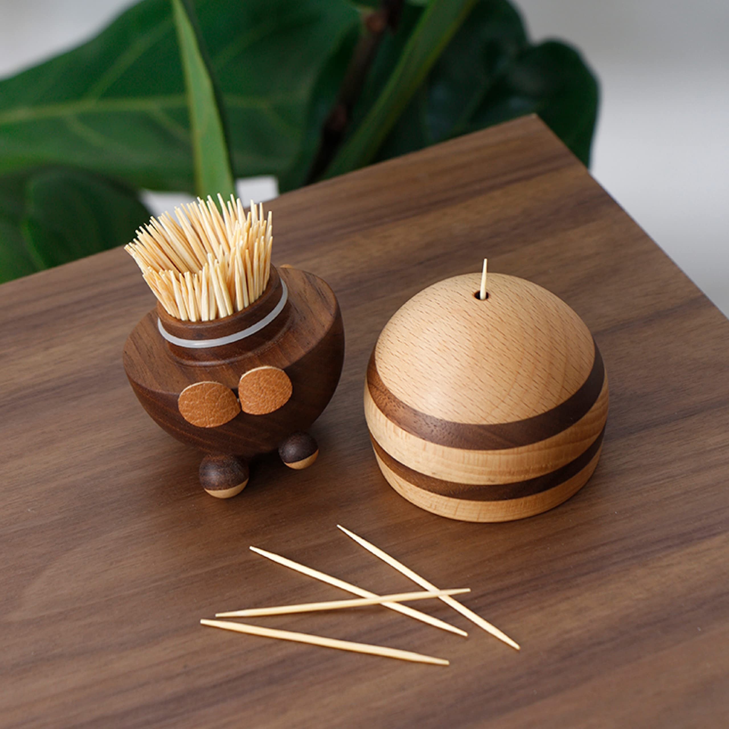 Wood Toothpick Holder Dispenser Bee Decor Desk Decor Storage Case Toothpick Box Holder