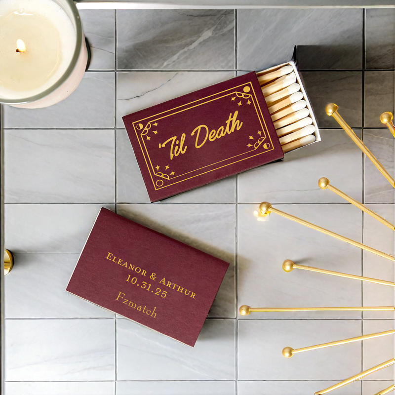 Top Fashion Gold Foil 200 Boxes Matches Lighters Smoking Accessories Alumette Production Candle Matches Matchbox Hotel Colored