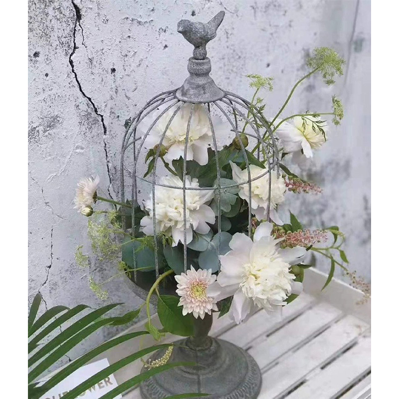 European Retro Candlestick Home Desktop Decoration Metal Bird Cage Lantern Candle Holder Antique Wedding Candelabra Centerpieces