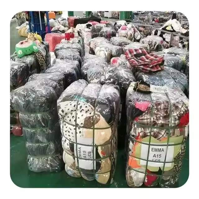 SILI Brand New Mixed Bales Vendor Stock Clothes High Quality Bulk Wholesale Women's Used Clothing Dresses