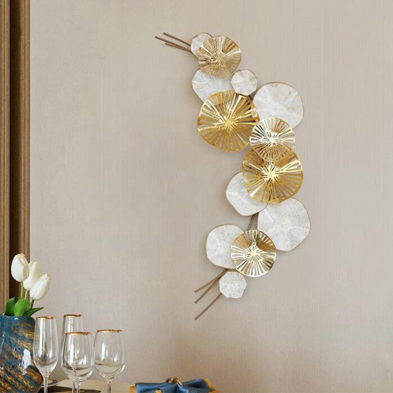 Light luxury European style 3d decoration round leaves gold wall art decor metal wall hanging for living room bedroom