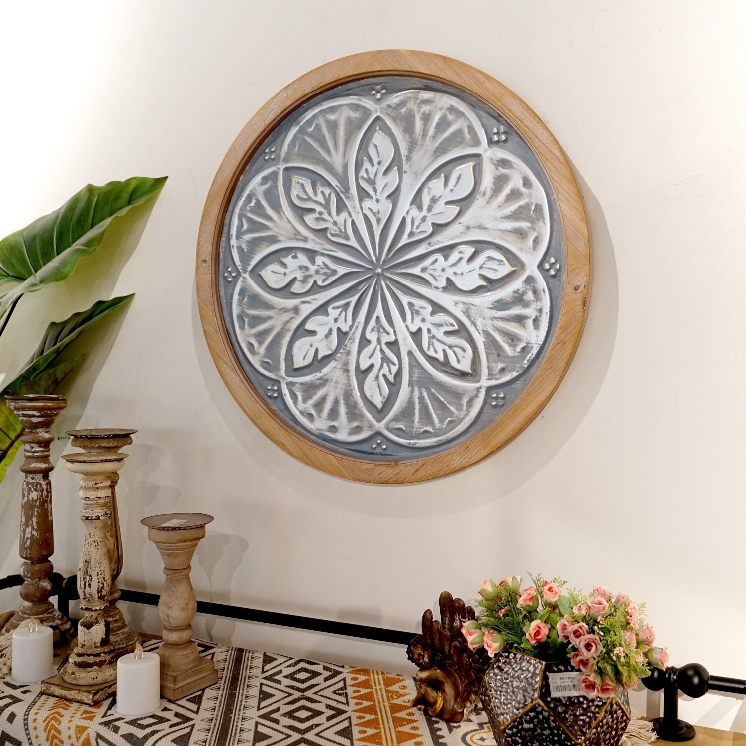 Wholesale Stamping Gray White Antique Metal Iron Wall Decorations For Home Living Room Wall Art Decor