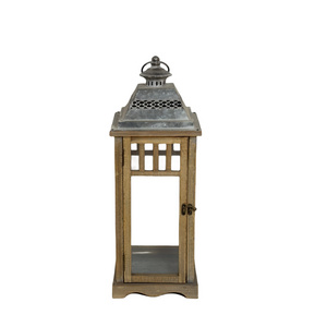 Wholesale Modern Lighting Decor Metal Wooden Lanterns Antique Courtyard Candle Decors Lantern