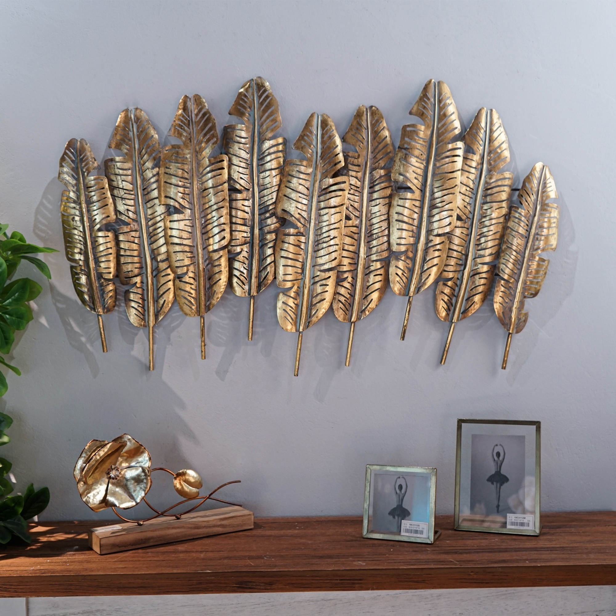 Nordic Iron Art Gold Feather Design Background Wall Home Wall Hanging Art Decoration Home Decor