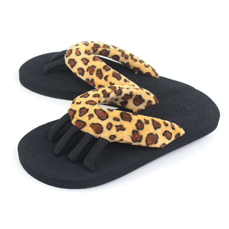 Sandals Slipper for Women Pedicure,custom Open Toe Separator Flip Flop Wholesale Oem Summer Spa Leopard Print EVA Cotton Fabric