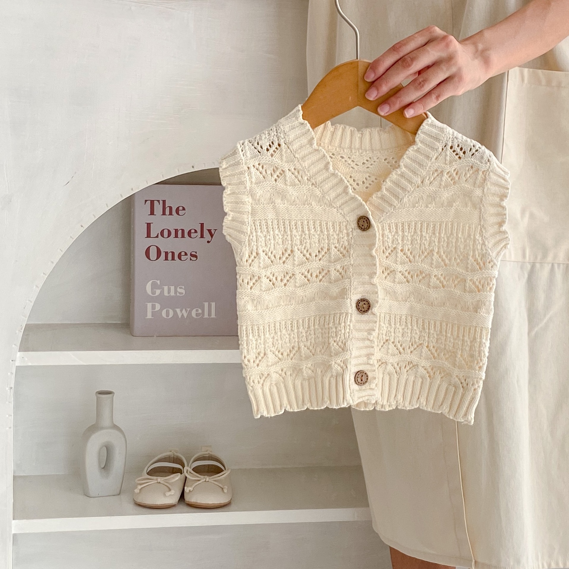 Boys and Girls Baby Crocheted V-neck Knitted Cardigan Sweater Vest Coat Baby Girl Clothes 0-3 Months