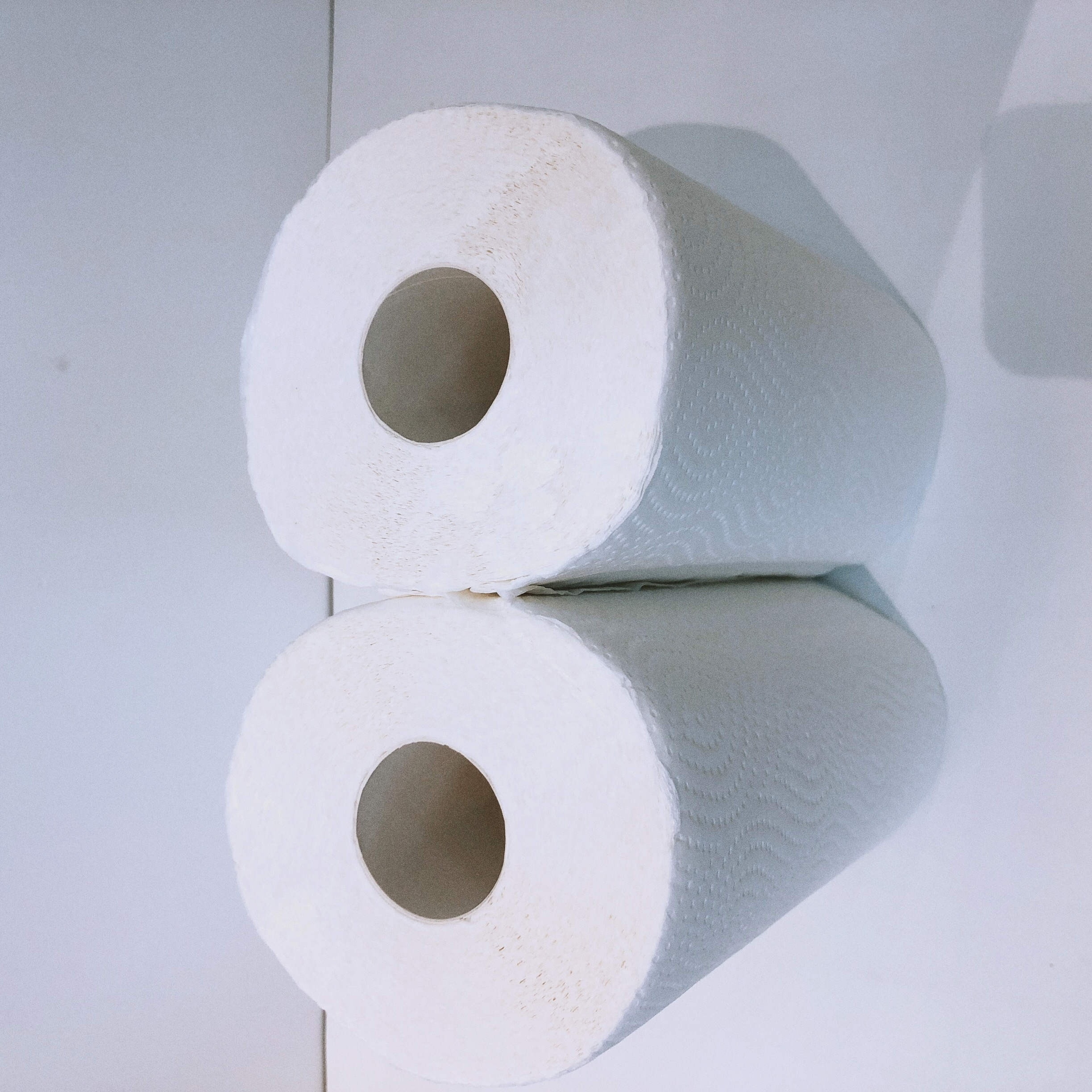 Custom bamboo and wood pulp kitchen paper, high quality and more absorbent roll paper towels