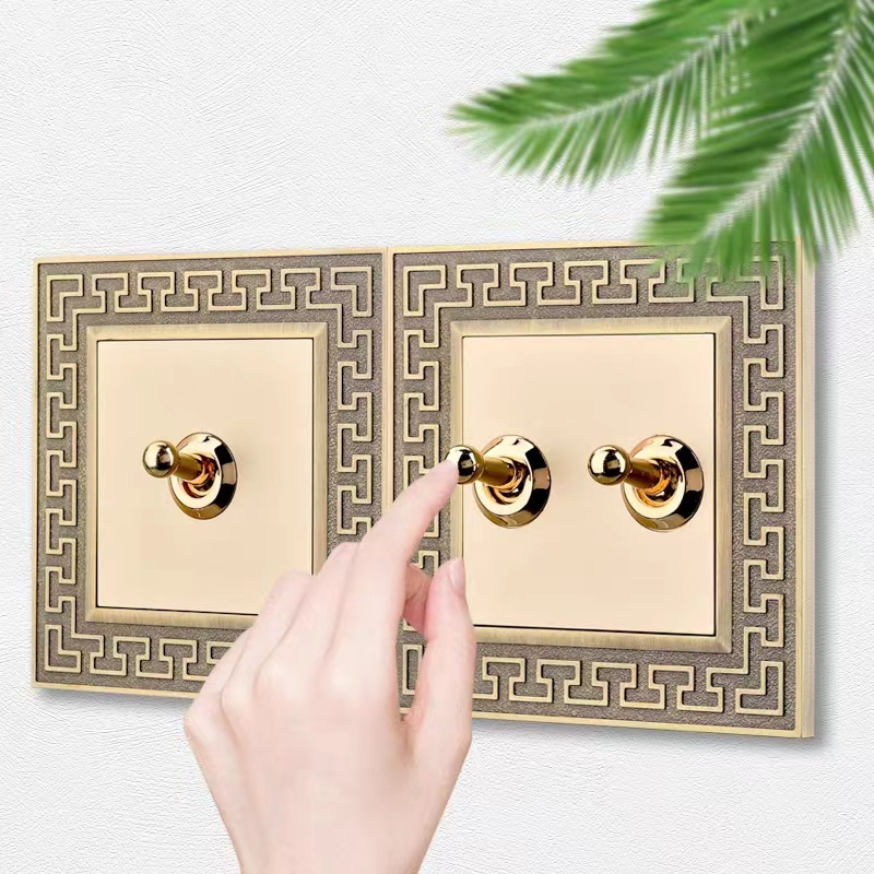 Retro Wall Light Brass Lever Toggle Switch 1 2 3 4 Gang 2 Way 86 type Toggle Switch Bronze Zinc Alloy Panel for Home Living Room