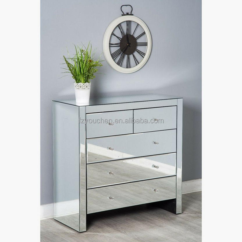 Silver Crush Diamond Furniture Mirrored Chest Of Drawers