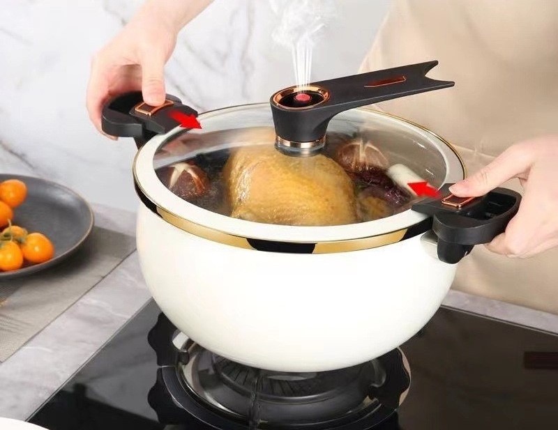 High Quality Cooker 8L Soup Wok Non-stick Micro Pressure Totipotent Pot