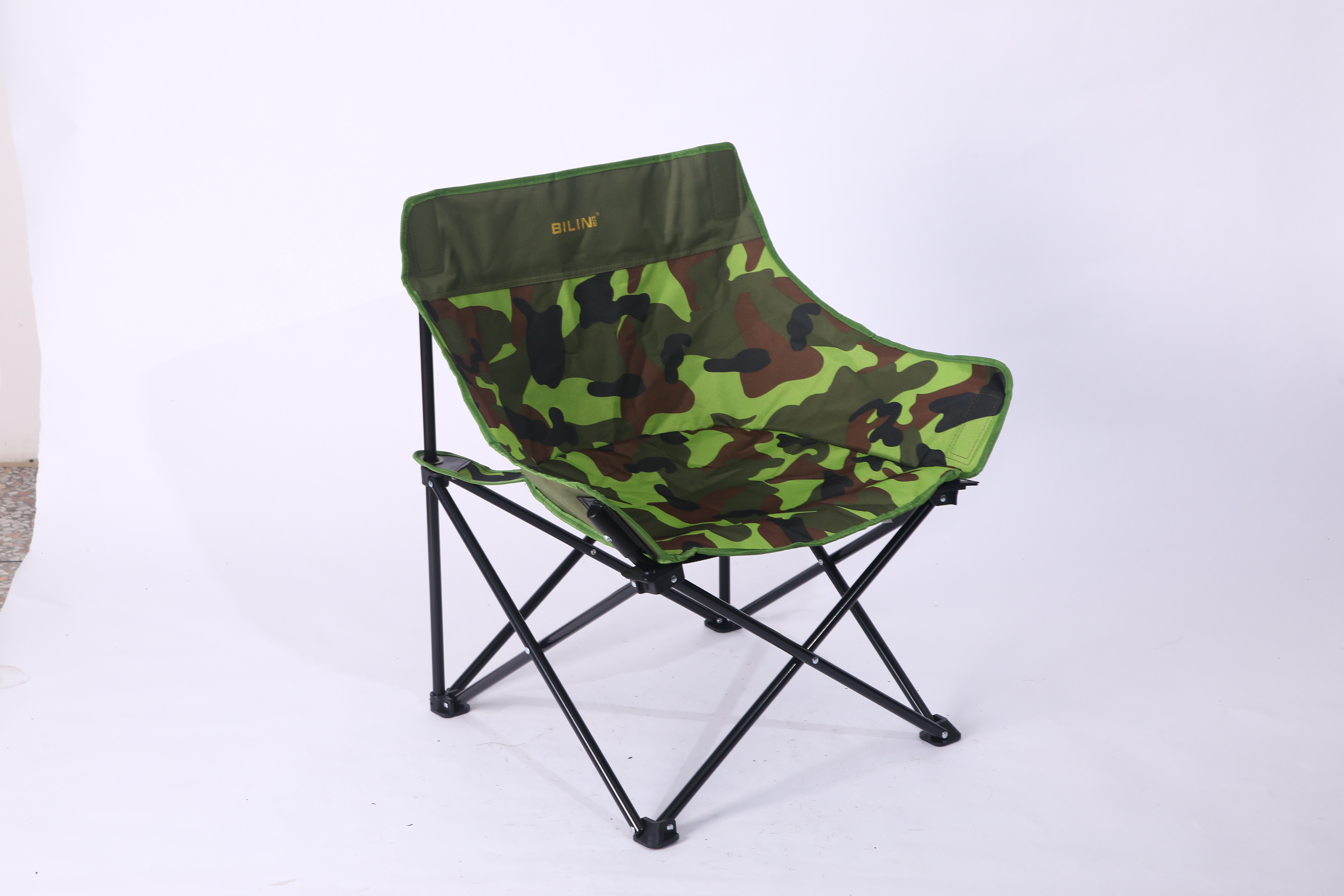 Customisable Foldable Chair Over Sized Padded Camping Half Moon Shaped Chairs