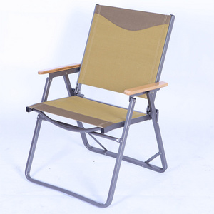 High Quality Outdoor Garden Metal Beach Chair Ultralight Low Profile Wooden Armrest Beach Camping Folding Chair