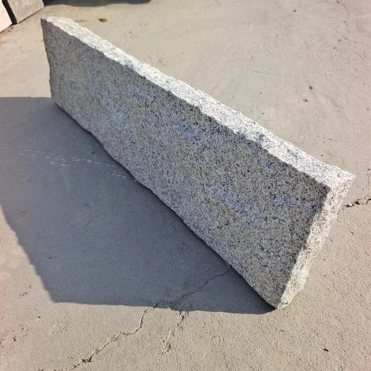 Outdoor Natural Split China Flamed Sesame gray Black Granite Slab Step Price