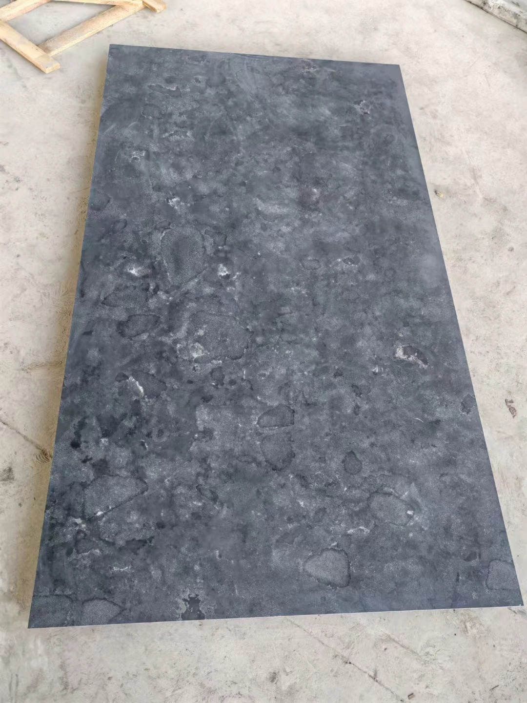 Bluestone Limestone black Stone Blue 100% Natural Limestone Factory Direct  Cut-to-size