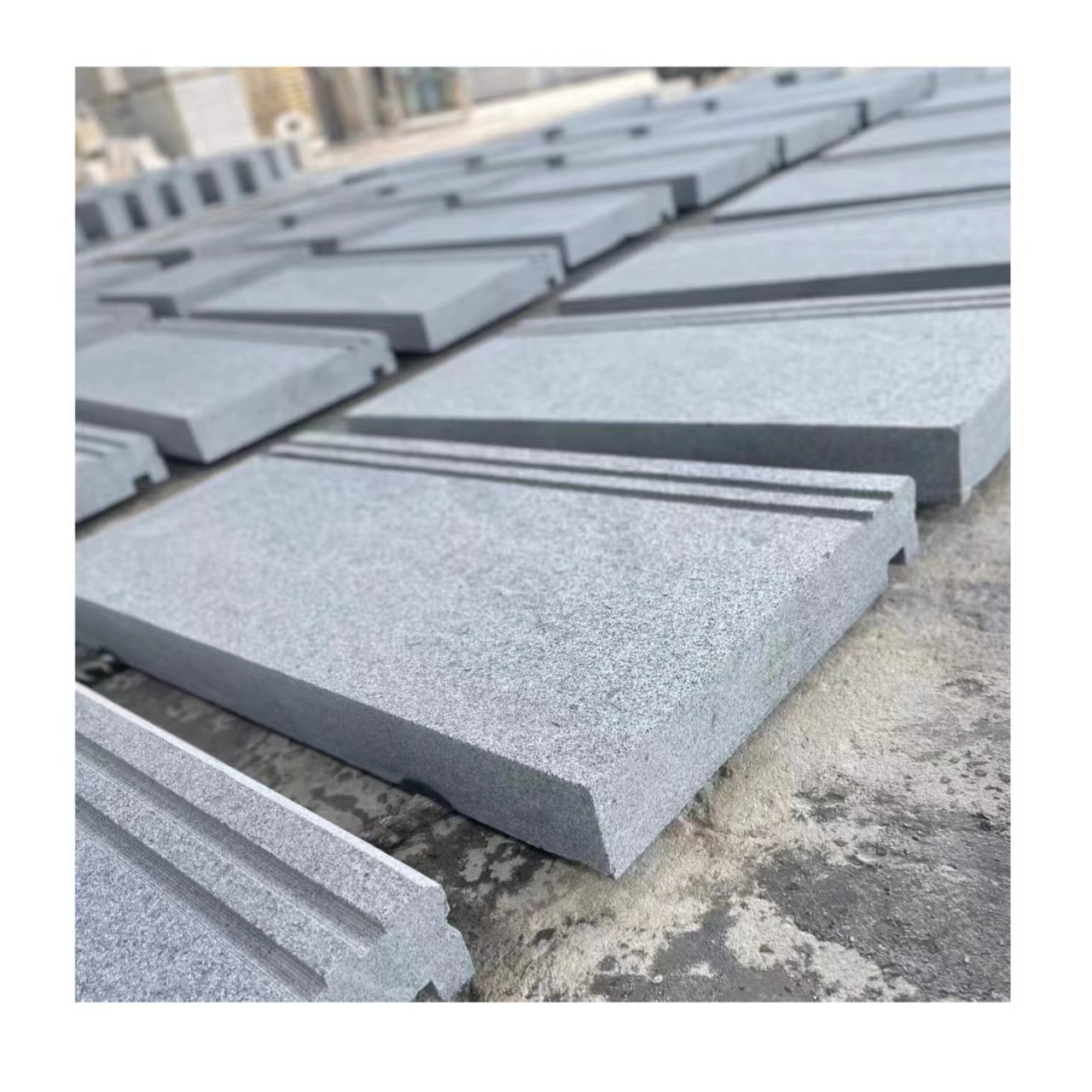 Natural Granite Sesame Black and White Gray Flamed bush hammered Steps Paving Stone Stair Treadplate