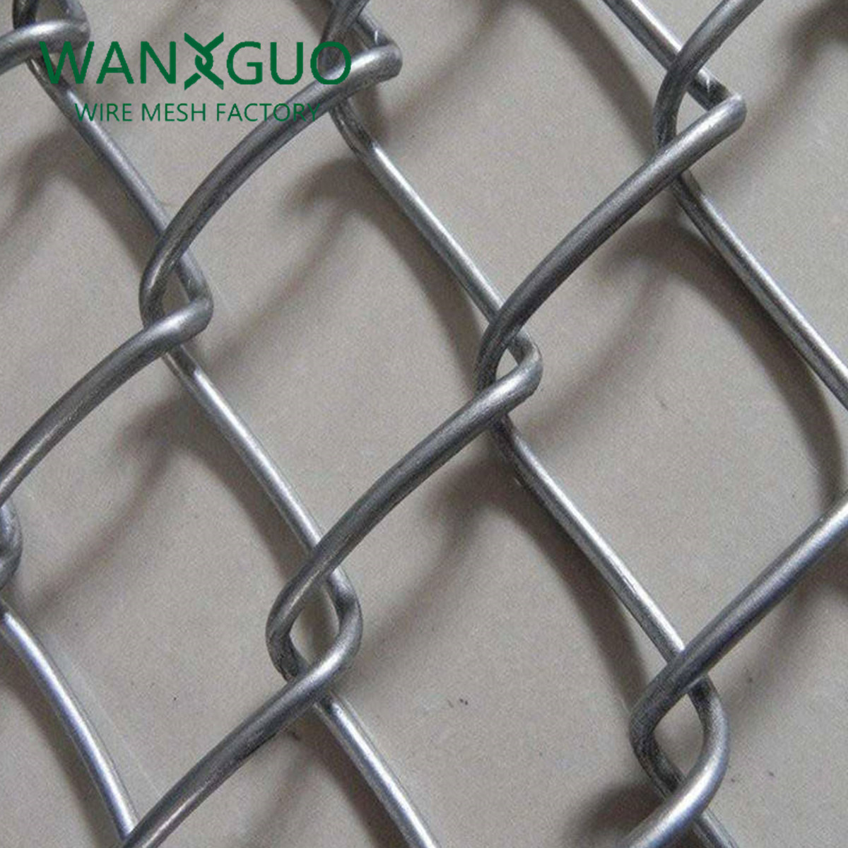 Hot sale Customized source manufacturer galvanized steel black PVC coated chain link fence