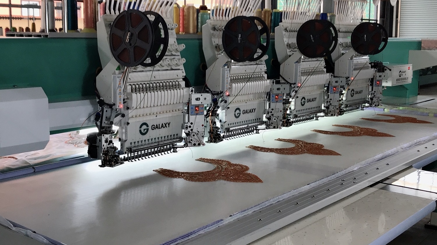 Galaxy 906  6 heads 9 needles high speed Embroidery Machine