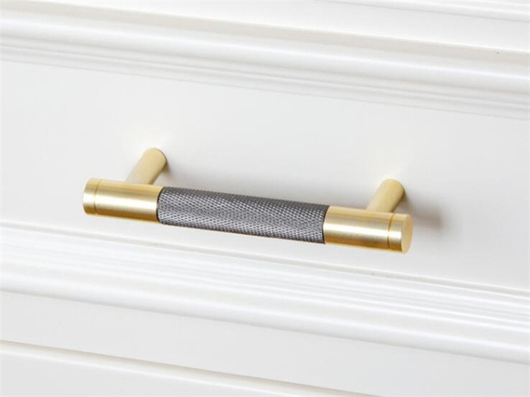 Wholesale Furniture hardware Grey Black Gold  Aluminum material  Drawer Cupboard Cabinet Handles for sale