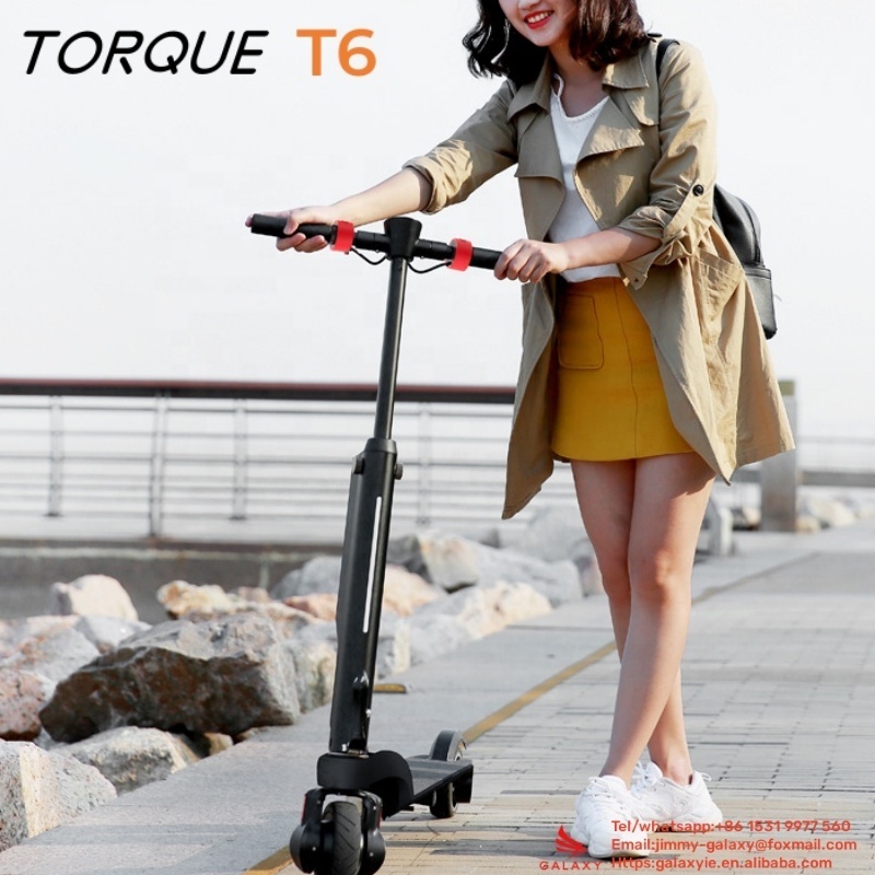 T6 5.5Inch New Product 36V 250W T6 Backpack E Scooter Mini Elecktrische Step 2 Wheel Adult Aluminum Alloy Electric Scooter