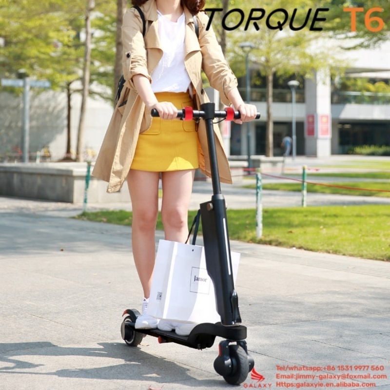 T6 5.5Inch New Product 36V 250W T6 Backpack E Scooter Mini Elecktrische Step 2 Wheel Adult Aluminum Alloy Electric Scooter