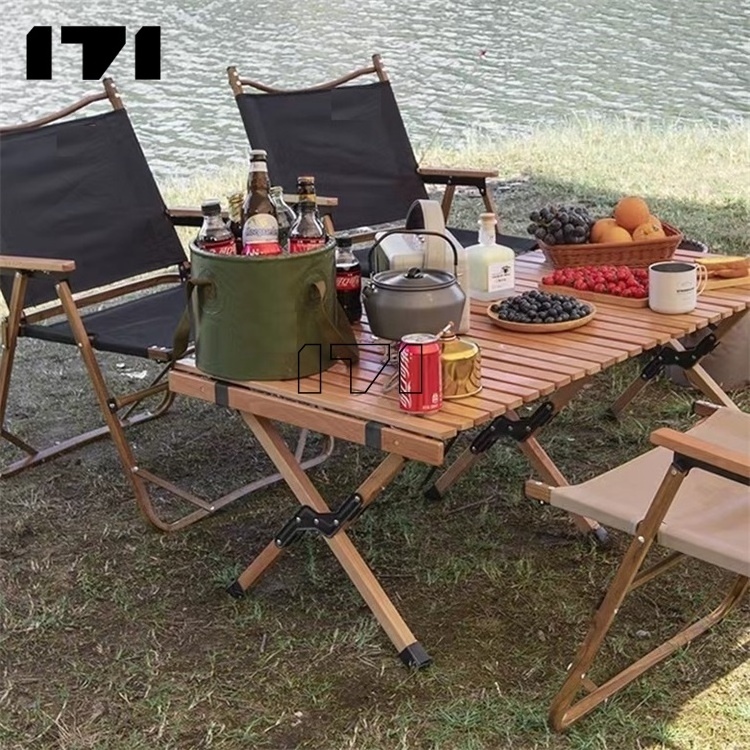 China Luxury Portable Car Multifunctional Lightweight Foldable Glamping Picnic Table And Chair Set Outdoor Camping Furniture