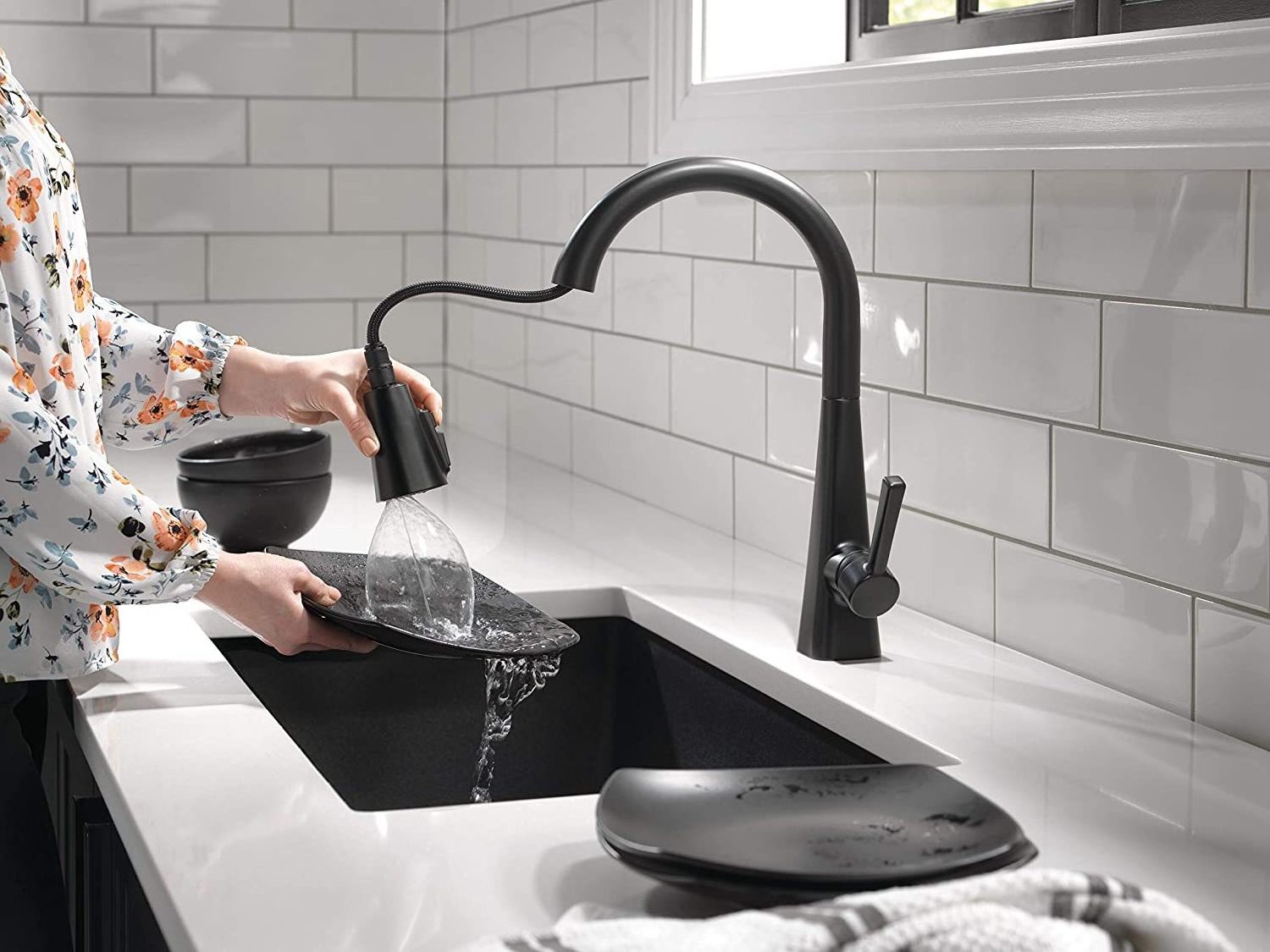 GALENPOO Pull Down Kitchen Faucet with Pull Down Sprayer Faucets for Kitchen Sinks, Single-Handle Magnetic Docking Spray Head