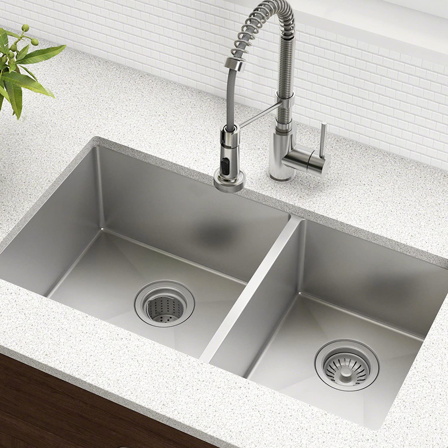 33-Inch 18 Gauge Undermount 60/40 Double Bowl Stainless Steel Kitchen Sink