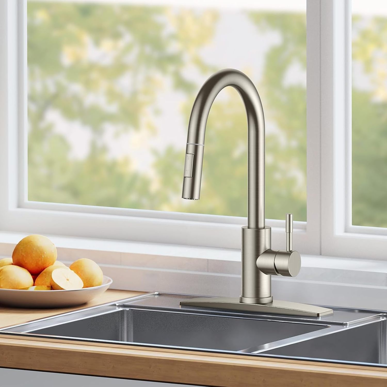 High Arc Stainless Steel Material Kitchen Faucet with Pull Down Sprayer