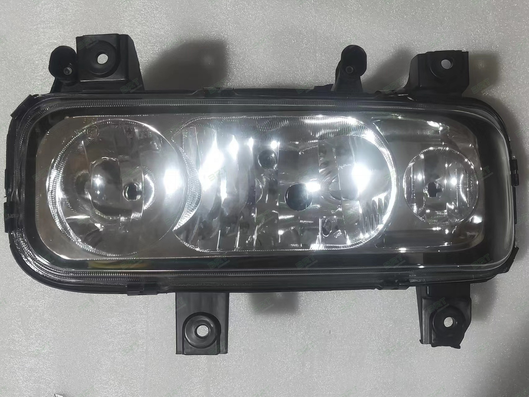 HEAD LAMP RHD MANUAL CRYSTAL TYPE RH 9738203561 LH 9738203461 FOR MERCEDES-BENZ ATEGO    EUROPEAN TRUCK BODY PARTS