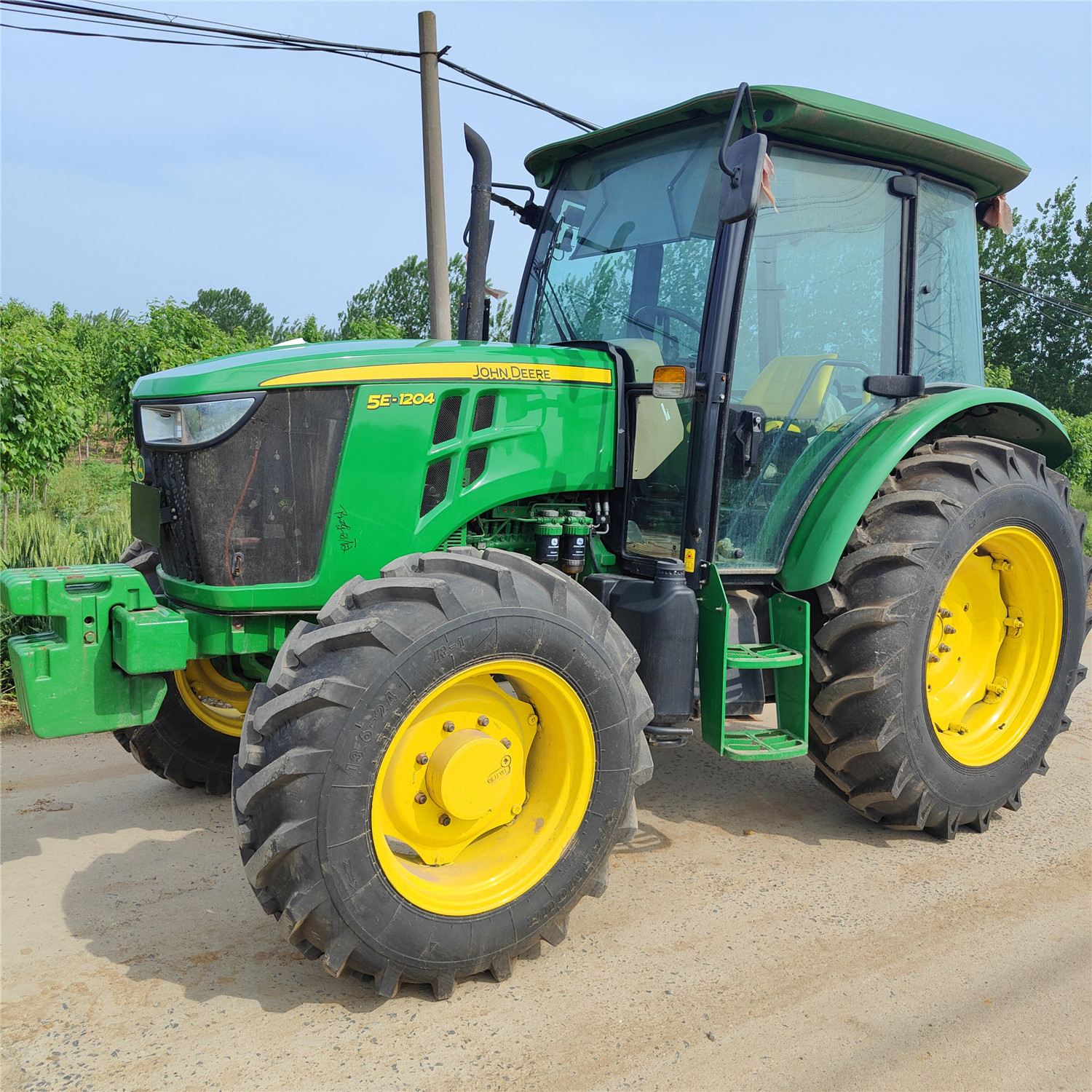 used John and Deeer tractor 70hp 110hp 120hp 100 horse power-4 wheel drive agricultural farm tractor for sale